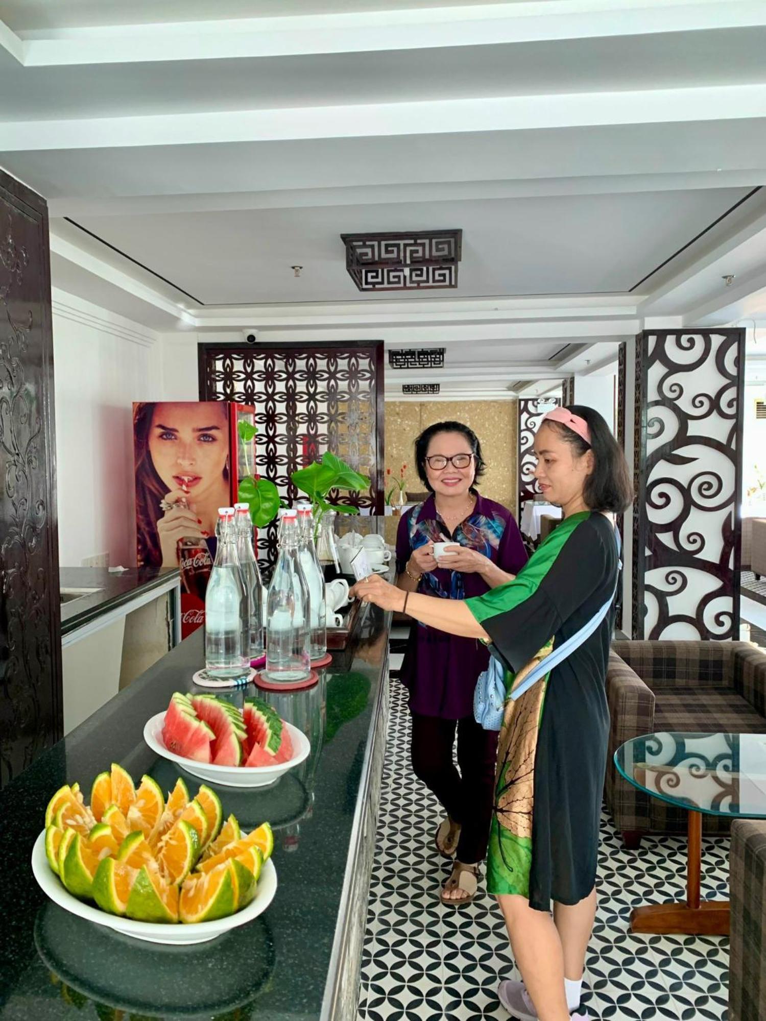 Viet Nam Hotel Hue Exteriör bild