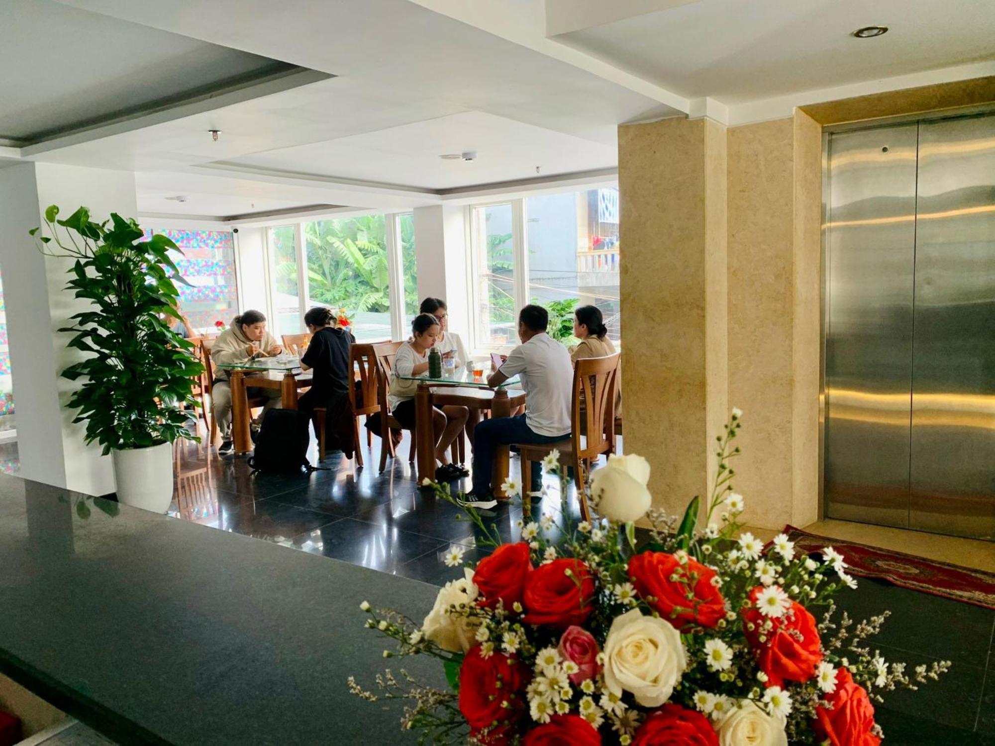 Viet Nam Hotel Hue Exteriör bild